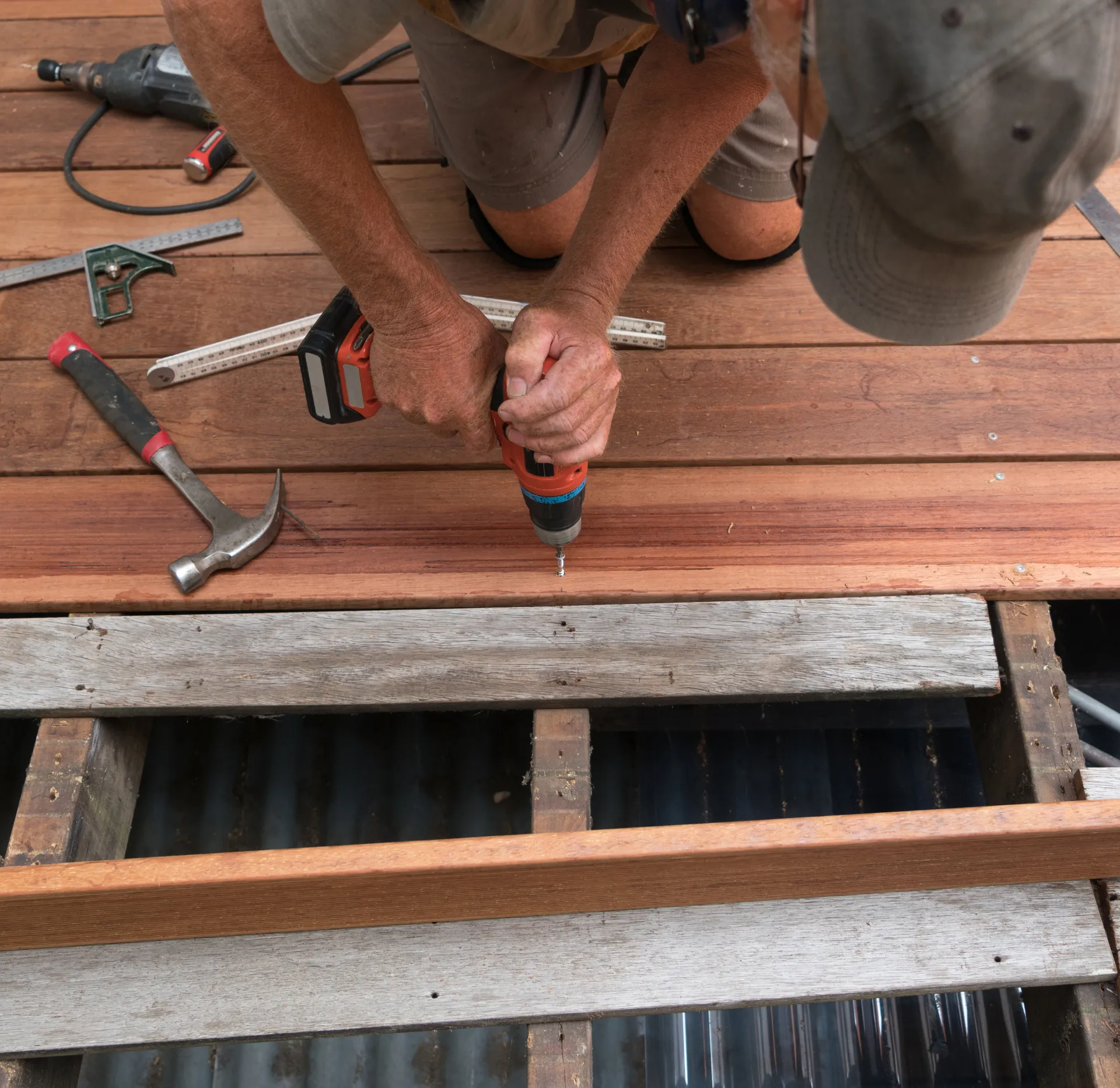 expert deck repair professional